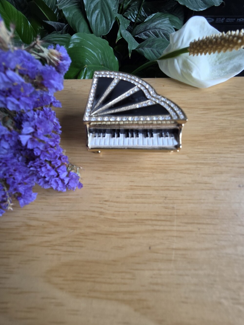 Vintage Rhinestone Piano Trinket Decor.